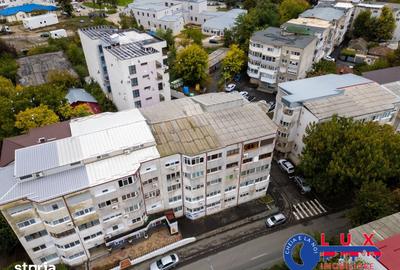 Apartament cu 3 camere decomandat în Babadag - 4