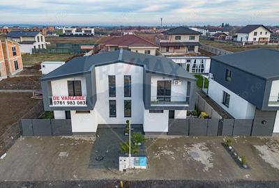 Casă cu Teren 350 Mp în Giarmata
