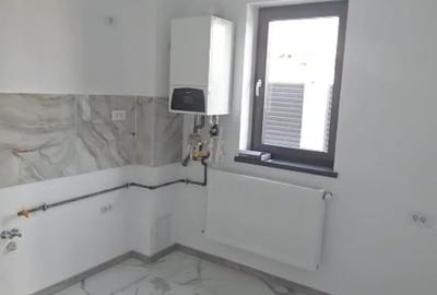 Casă cu 3 camere cu Canalizare în Central - 3