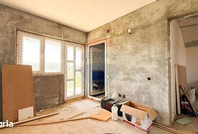 Casă cu 7 camere cu Teren 1592 Mp în Periș - 13