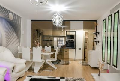 Apartament ultrafinisat de vanzare 2 camere zona Iulius Mall