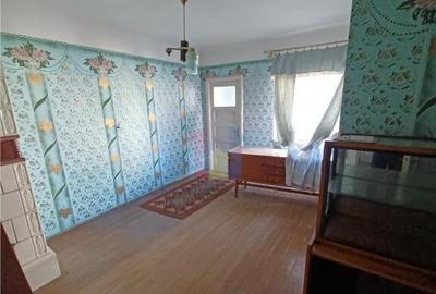 Casă cu 4 camere cu Teren 252 Mp în Central