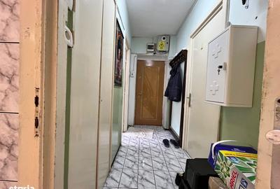 Apartament cu 3 camere în Județean