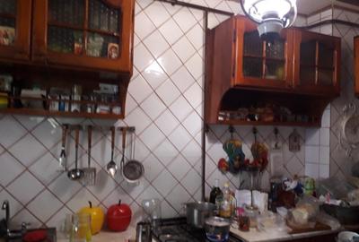 Apartament cu 3 camere decomandate zona George Enescu - Albina - 6