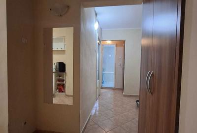 Apartament cu 3 camere decomandat în Decebal - 3