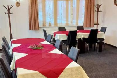 Casă cu 10 camere cu Teren 125 Mp în Lupeni - 3