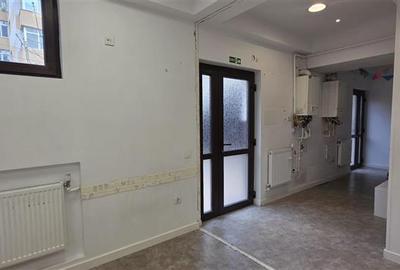 Spațiu comercial, de 40 mp, în Sebastian - 9