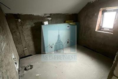 Casă cu 5 camere cu Canalizare în Codlea - 12