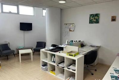 Spațiu comercial, de 1,000 mp, în Vitan - 1