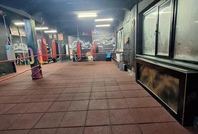 Spațiu comercial, de 100 mp, în Romană - 1