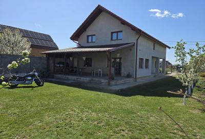 Casă cu 4 camere în Frumușeni - 5