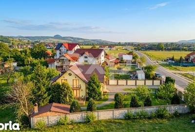 Casă cu 5 camere cu Teren 900 Mp în Central - 6