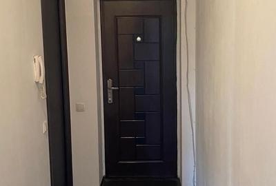 Apartament cu 2 camere decomandat în Progresul - 9