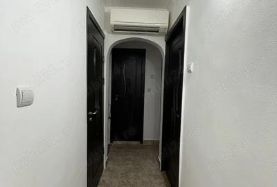 Inchiriez apartament 3 camere-Crangasi