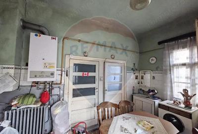 Casa de vanzare Casa de vanzare - 3