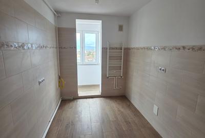 Apartament cu 3 camere decomandat în Bălcescu - 2