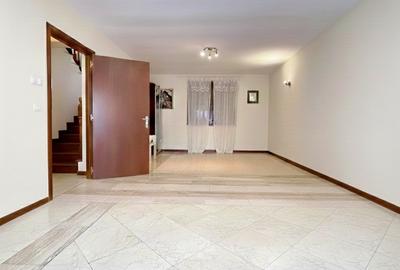 Duplex cu 4 camere cu Canalizare în Olteniței - 11