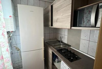 Apartament cu 2 camere semidecomandat, mobilat în Podul de Piatră - 6