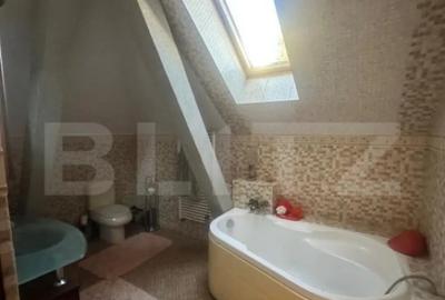 Casă cu 9 camere cu Teren 400 Mp în P-ța Sfântul Ștefan - 13