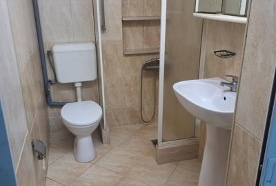 Garsonieră decomandată în Colentina