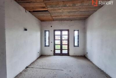 Casă individuală cu 13 camere cu Canalizare în Recaș - 21