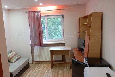 Inchiriez garsoniera in zona lini?tita - 1