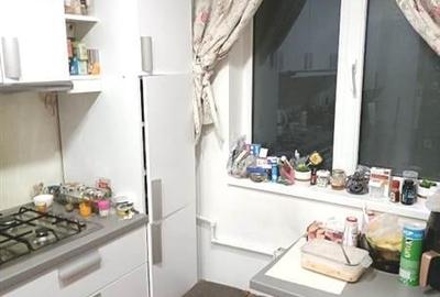 Vanzare 3 camere decomandat - 2 gr sanitare - Drumul Taberei - Metrou Raul Doamn - 8