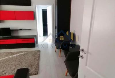 Apartament cu 2 camere semidecomandat în Micro 3 - 2