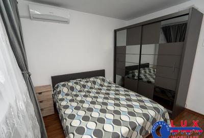 Apartament cu 3 camere decomandat în C5 - 14