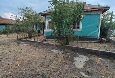 Casă cu 5 camere în Izvoarele - 3