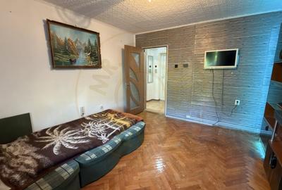 Apartament cu 2 camere decomandat în Carei - 8