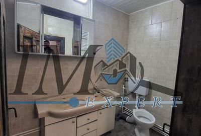Casă cu 2 camere cu Teren 2301 Mp în Central - 3