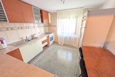 Apartament  3 camere, decomandat, Otopeni centru - 11