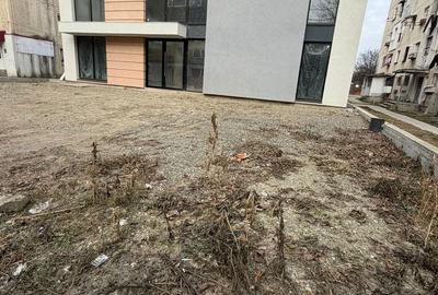 Spațiu comercial, de 985 mp, în Central - 15