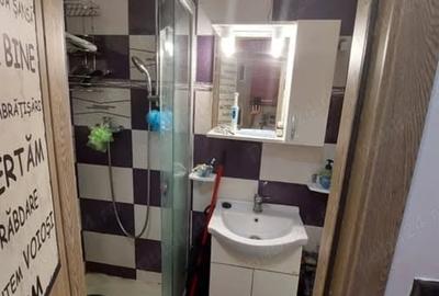 Garsonieră semidecomandată în CET - 4