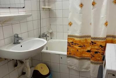 Garsoniera, decomandata, 40 mp, ac, balcon, metrou, Baicului - 8