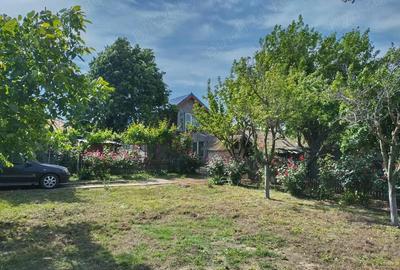 Casă cu 4 camere cu Teren 1500 Mp în Ciochina - 10