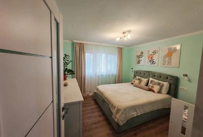 Apartament cu 3 camere decomandat în Soarelui - 5