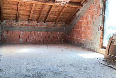 Vând casă 300 mp, rate la proprietar, avans 40% - 5