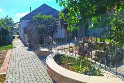 Casă cu 3 camere cu Teren 400 Mp în Central - 7