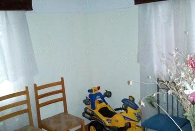 Casă cu 6 camere cu Teren 930 Mp în Găgeni - 3