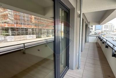 Apartament cu 2 camere semidecomandat în Tractorul - 7