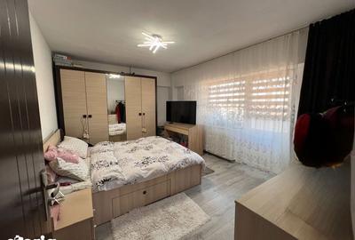 Apartament cu 2 camere decomandat, mobilat în Rovine - 10