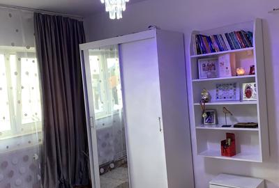Apartament cu 3 camere decomandat în Central - 4