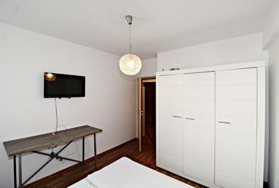 Apartament cu 3 camere semidecomandat în Tomis Nord - 9