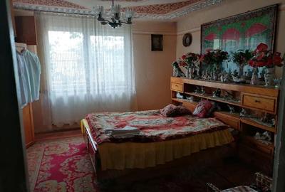 Casă cu 4 camere cu Teren 586 Mp în Central - 5