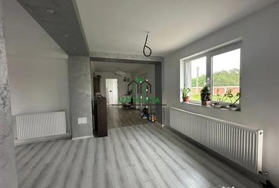 Casă cu 7 camere cu Teren 2000 Mp în Români - 5