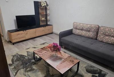 Garsonieră decomandată în Central - 2