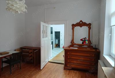 Inchiriez apartament cu o camera in zona centrala - 1