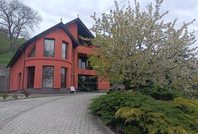 Casă individuală cu 5 camere cu Canalizare în Reghin - 2